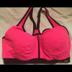 VictoriaSecret sports bra